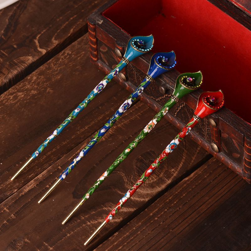 Antique Chinese Cloisonné Hairpin with Flower Design