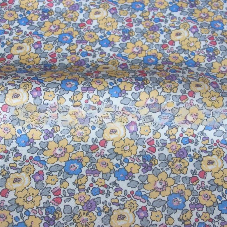 Small Flower Cloth Clothing for Home & Garden Decor - Spring & Summer Fabric