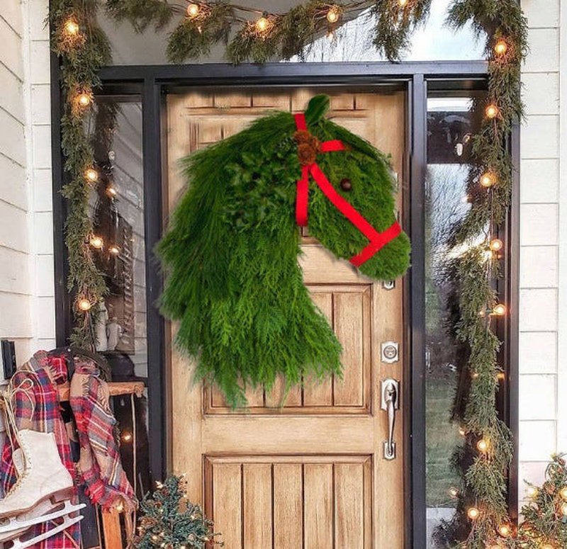 Farmhouse Christmas Wreath Decoration - Artificial Pine Branches, Green