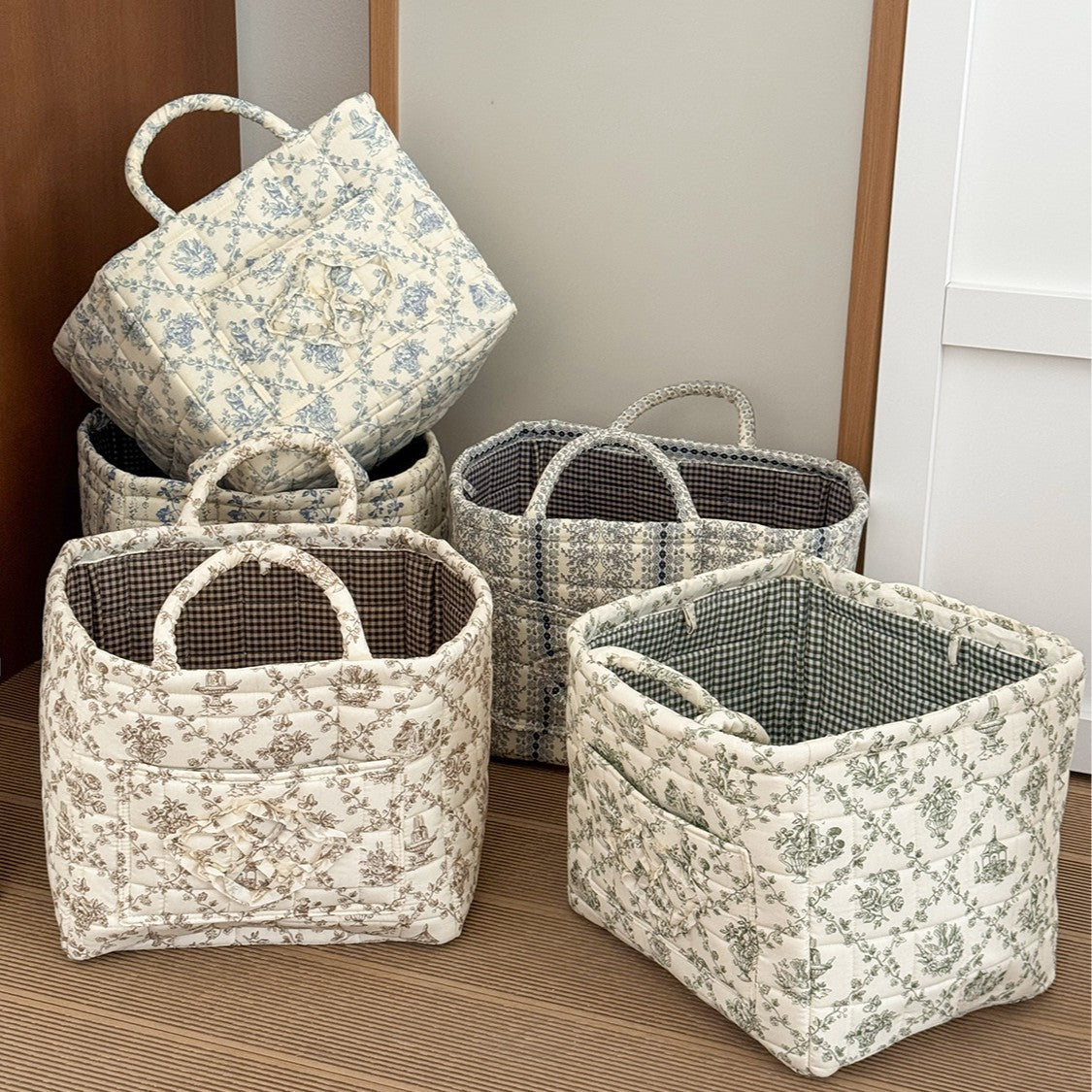 Premium Portable Flower-Design Laundry Basket - Multi-Color Home Storage