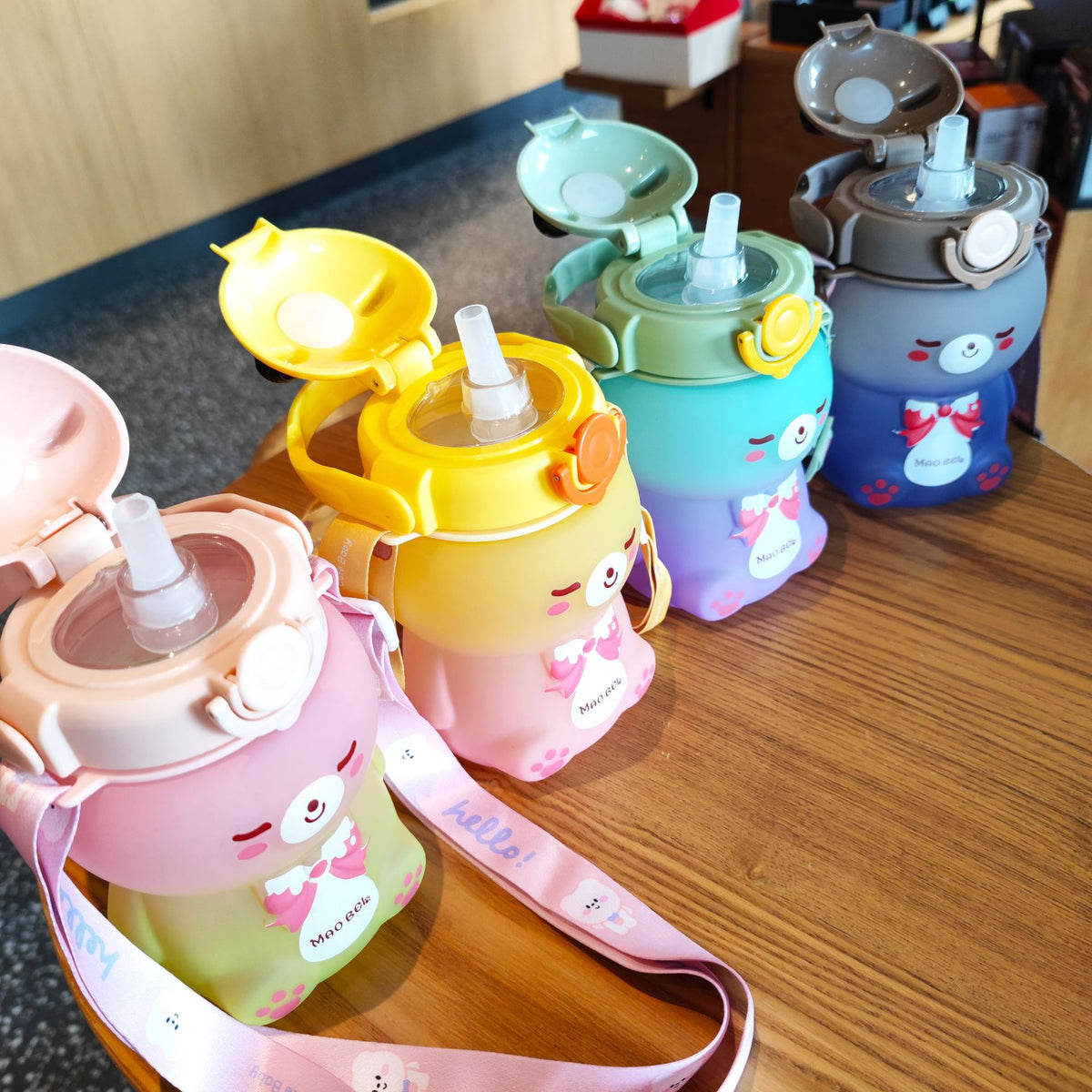 Outdoor Pop-Up Lid Mug with 800ML Capacity - Garden & Kitchen Drinkware