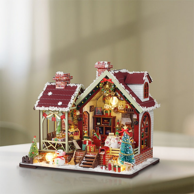Miniature Wooden Cottage House Christmas Scene Toy with Dust Cover
