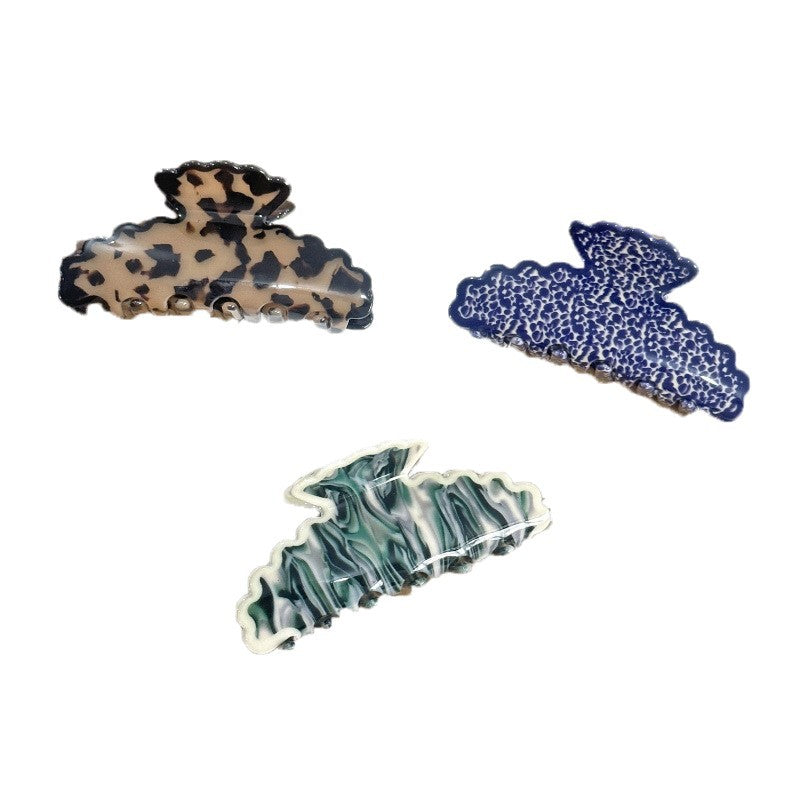 Acrylic Claw Clip with Spotted Pattern – Handmade Hair Accessory