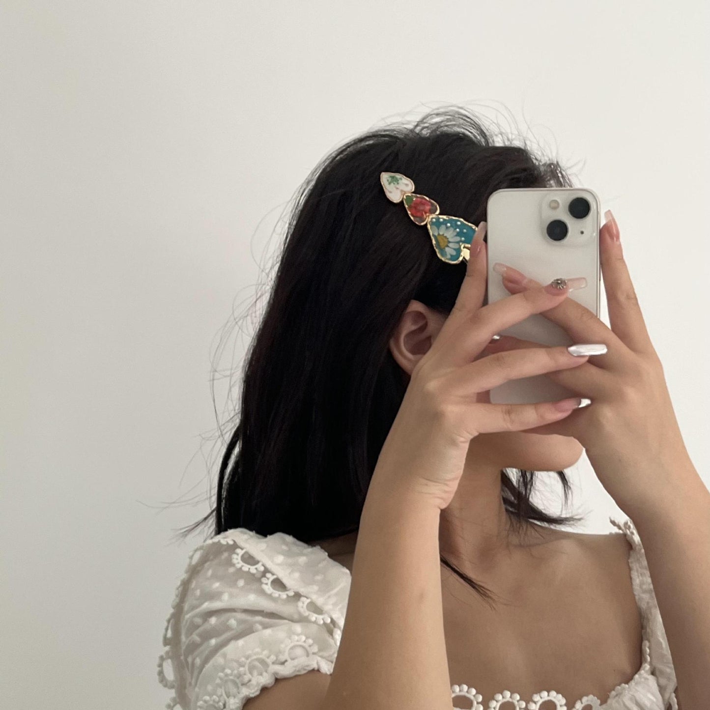 Retro Flower Pearl Hair Clip for Women - Heart-Shaped Hair Accessory