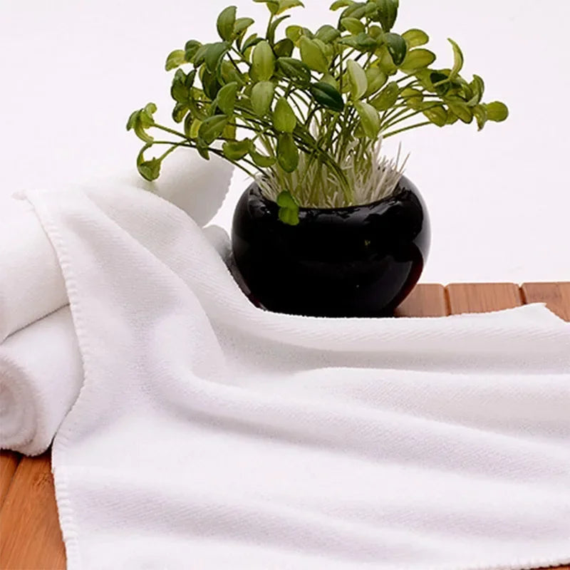 Absorbent Thickened Microfiber Hotel & Bathroom Cleaning Towels - Multiple Sizes