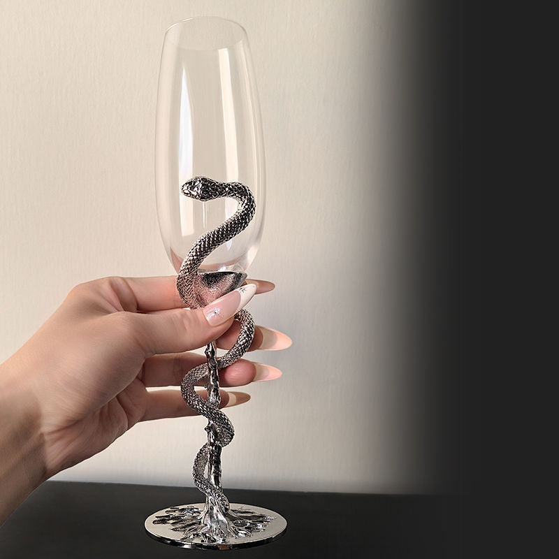 Luxury Snake Design Champagne Glasses - Elegant Stemware for Special Occasions