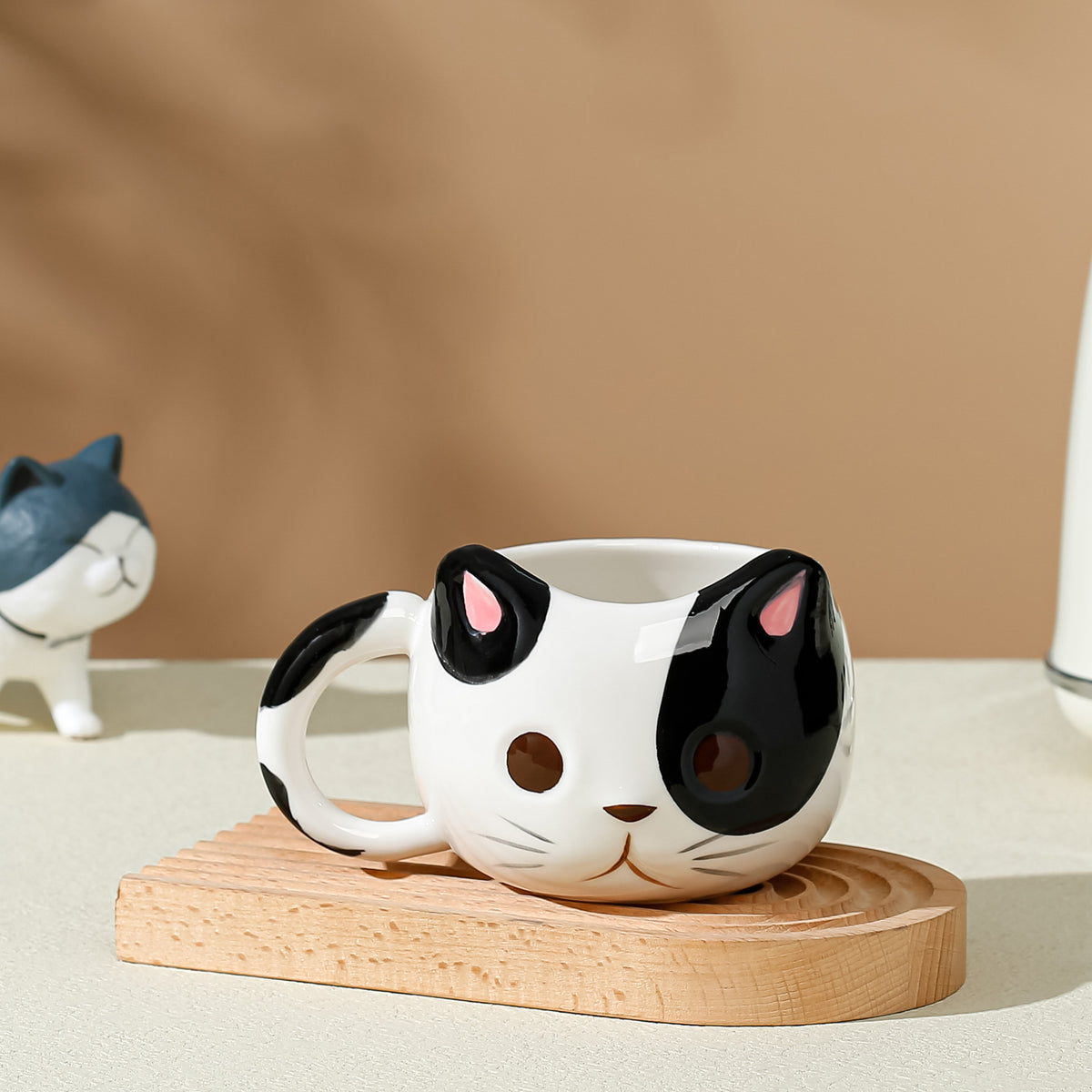 Cute Hand-Painted Ceramic Cat Mug - 430ml Creative Kitchen Drinkware