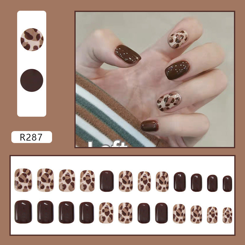 Fake Nail Art Patches - Wearable Nail Decorations for DIY Manicure