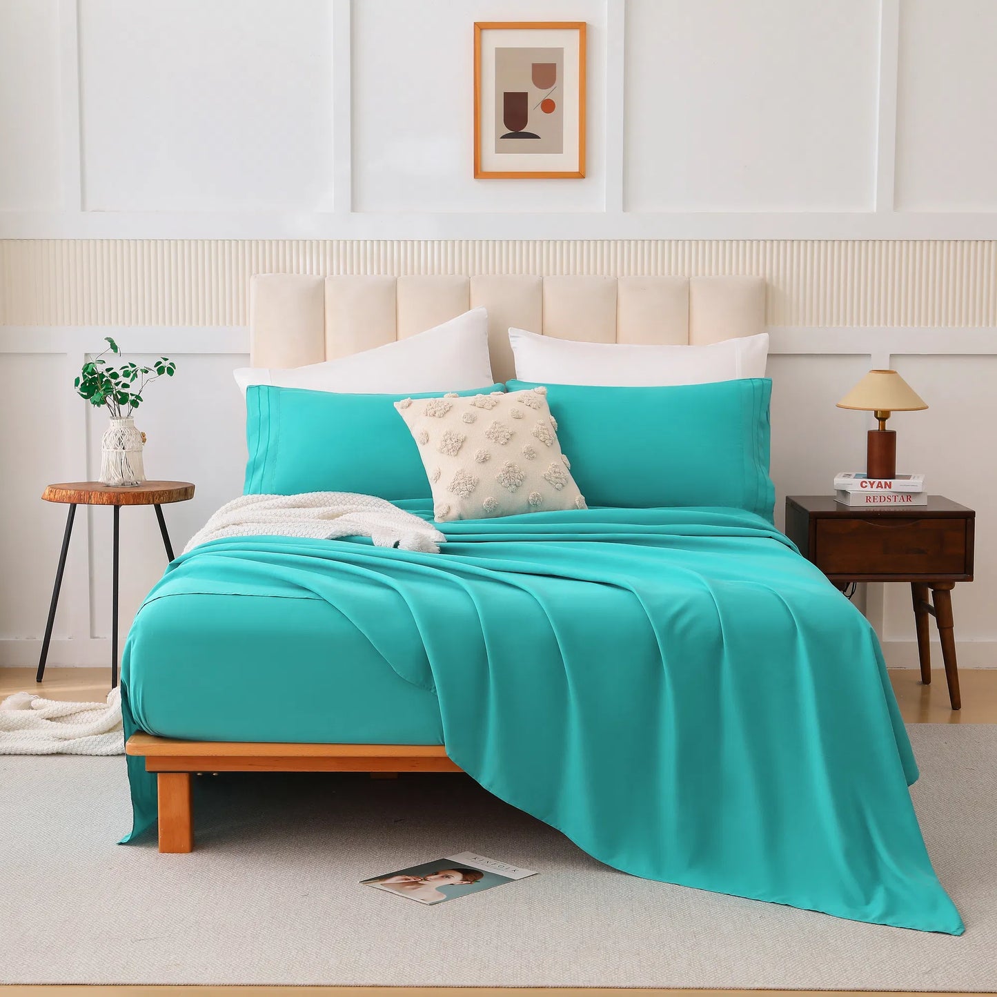 Four-Piece Bedding Set - Cloud-Like Comfort, Wine Red