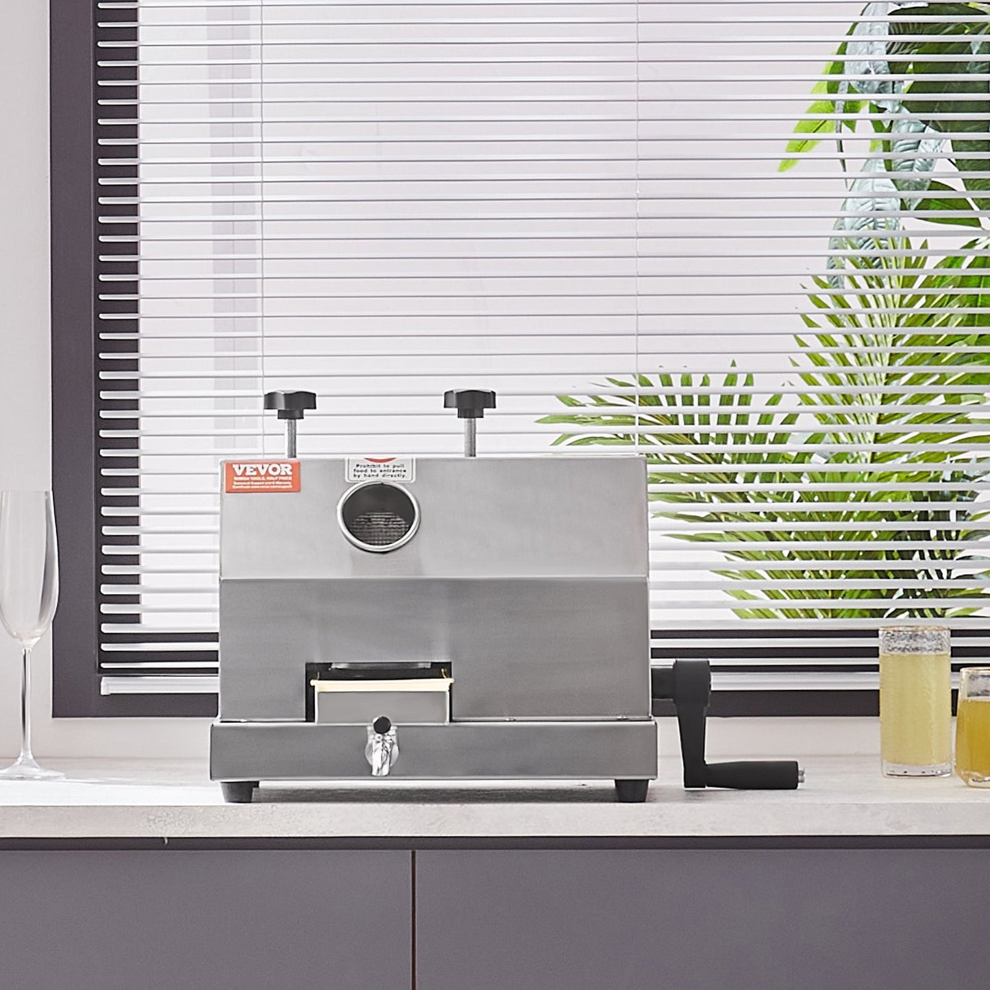 Manual Sugar Cane Juicer Machine - 110LBS/H with Stainless Steel Rollers