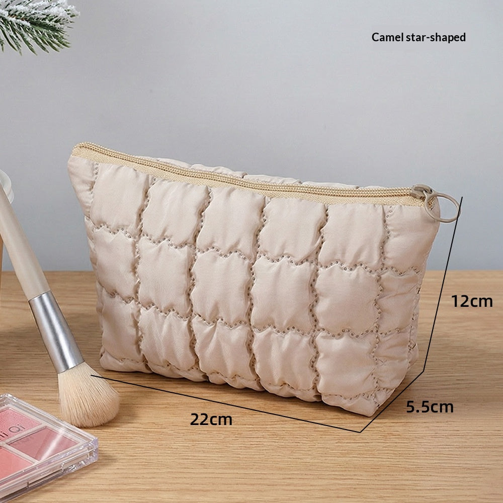 Multicolor Pleated Lightweight Clutch Bag - Stylish Portable Handbag