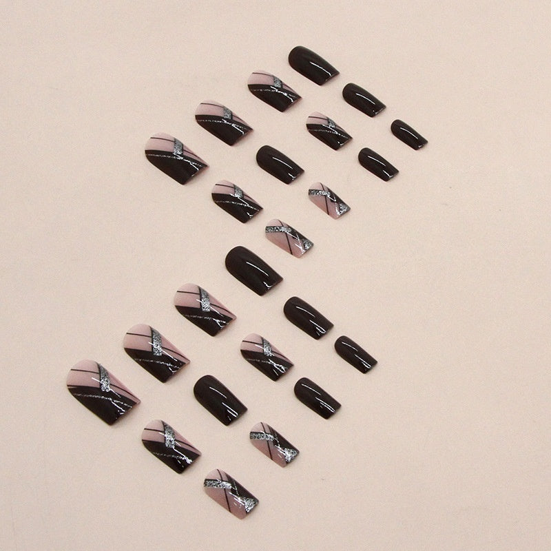 Removable Fake Nail Tips for Nail Art - Simple French Design, Pack of 1
