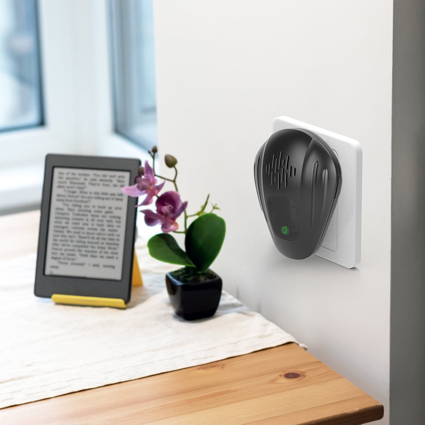 2 Pack Ultrasonic Pest Control Device for Indoor Insect Repellent