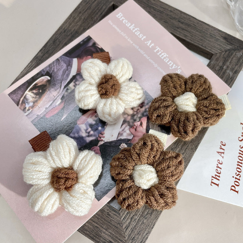 Retro Wool Flower Hairpin - Handmade Hair Accessories for Women