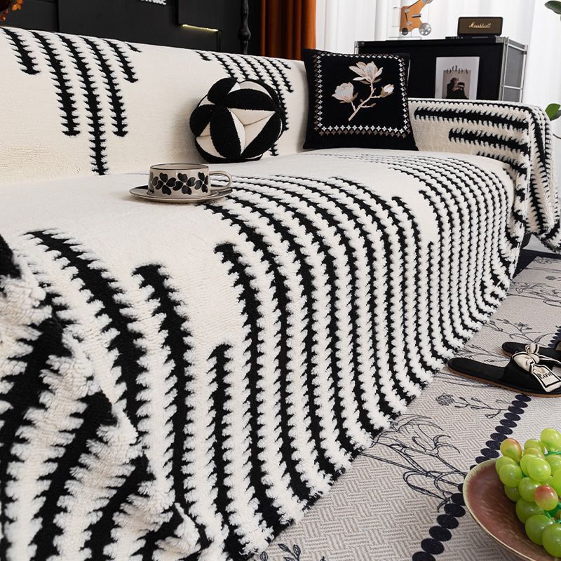 Thick Plush Sofa Cover Cloth Winter Sofa Cushion Protector - Geometric Pattern