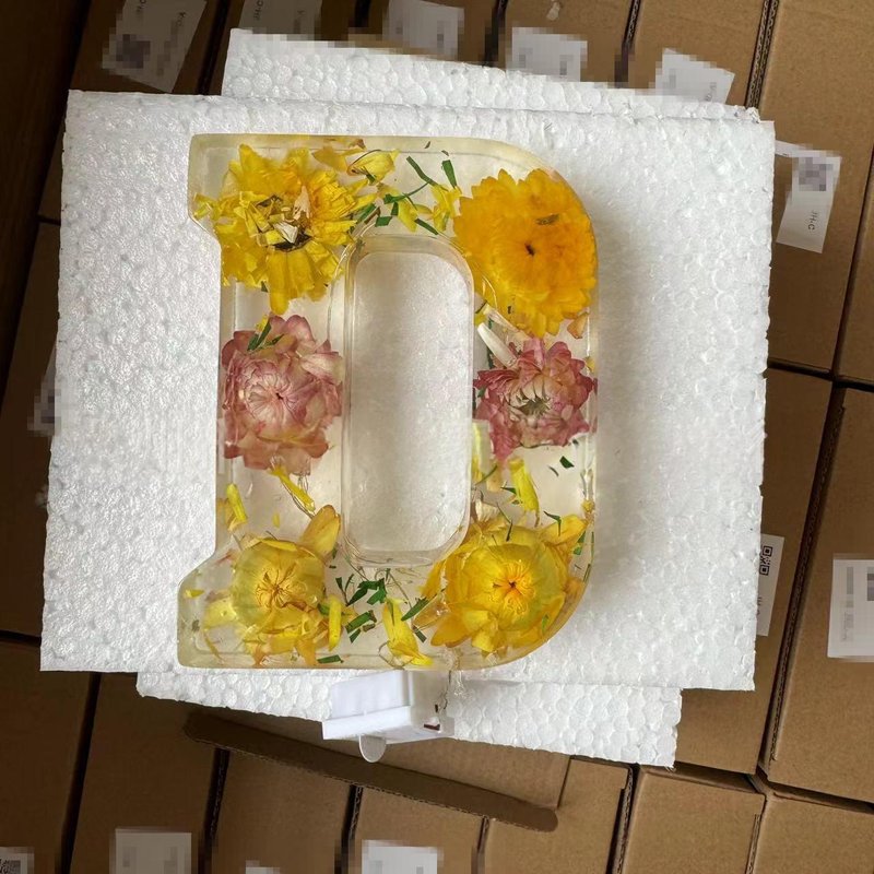 Floral Alphabet Resin Home Decor Gift Without Lighting - Modern Minimalist