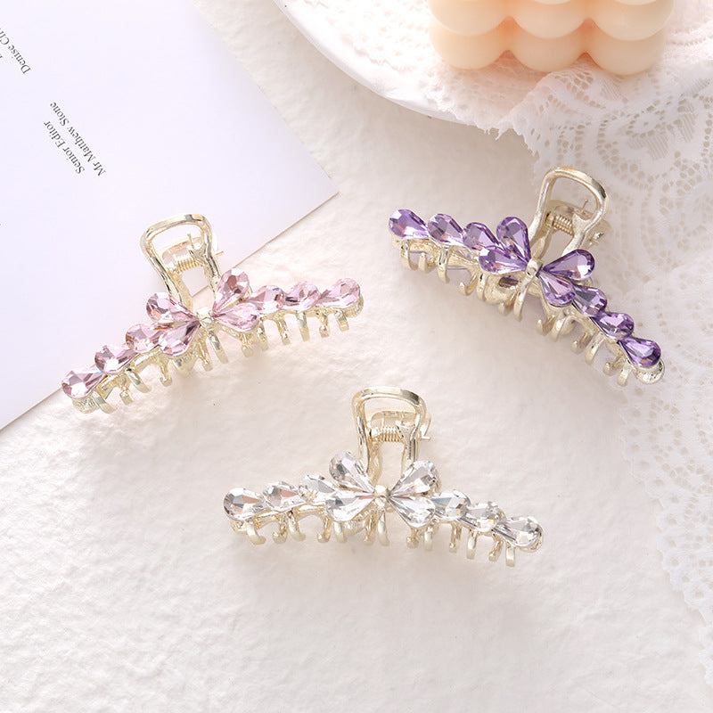 Elegant Crystal Hair Clip for Women – Medium Size Grip Hair Accessory