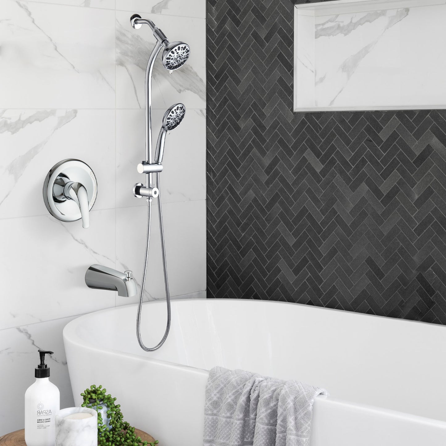 Tool-Free Shower Combo with 7 Spray Settings - Chrome
