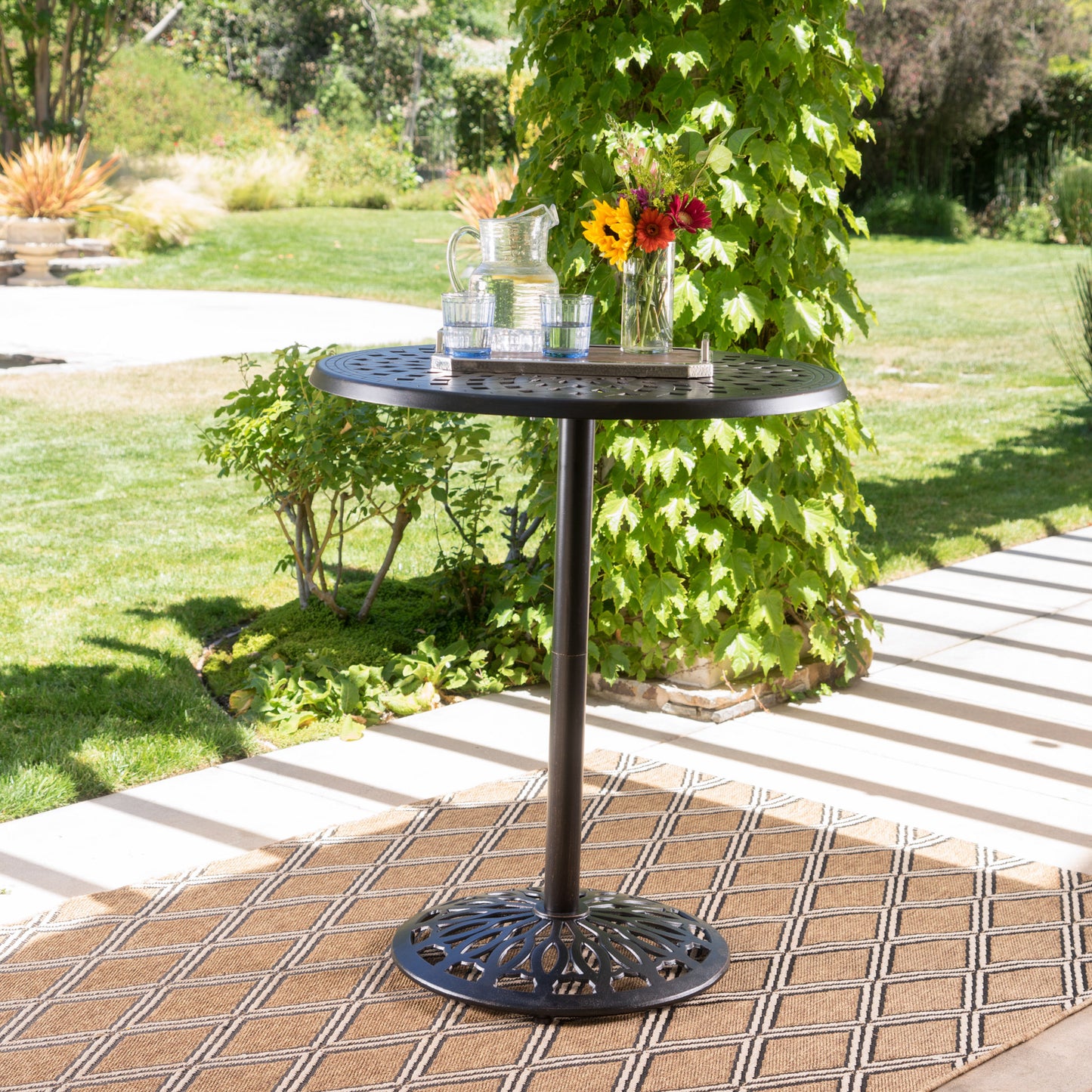 Cast Aluminium 35 ROUND BAR TABLE