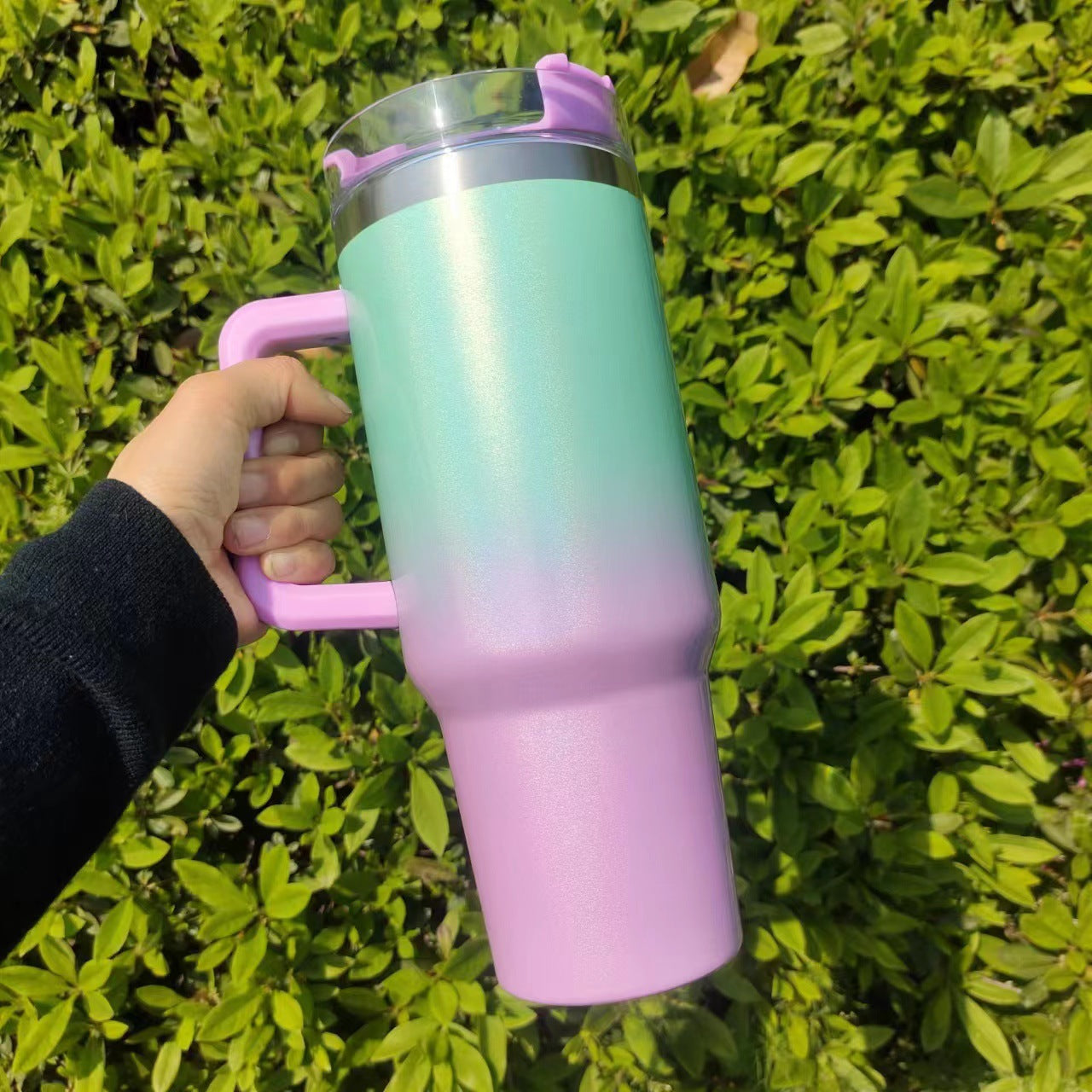 Large Capacity Double-Layer Stainless Steel Insulated Cup
