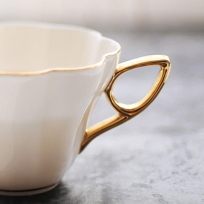 Hand-Painted Gold-Rimmed Coffee Mug - White, 101-200ml, Gift-Ready