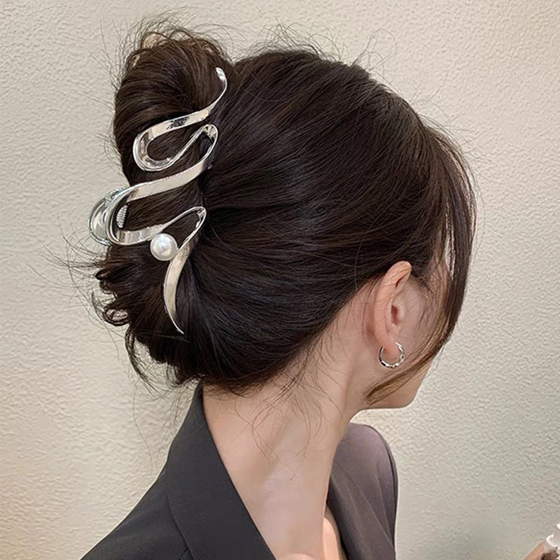 Oversized Pearl Wave Hair Accessory Headband for Women