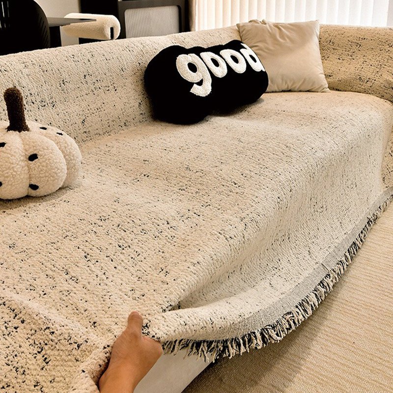 Four Seasons Fur Yarn Sofa Cover - Universal Couch Blanket for Home Decor