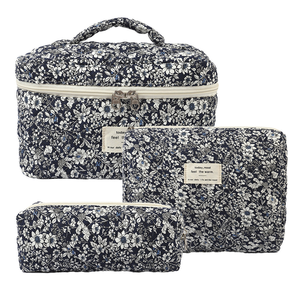 Large Capacity Portable Cosmetic Bag with Floral Design - Travel Makeup Organizer