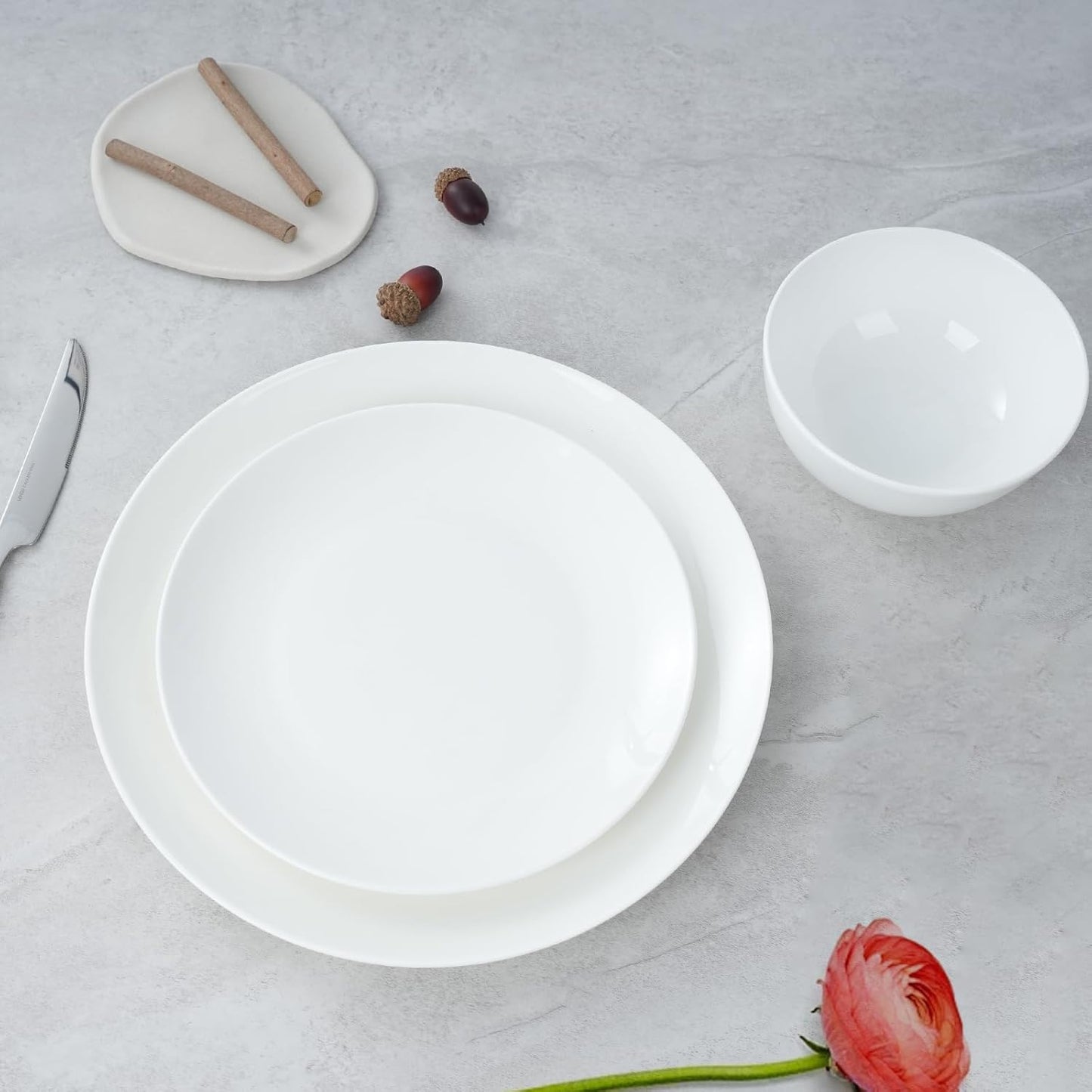 Jasmine Bone China Dinnerware Set - 16 Pieces, Service for 4