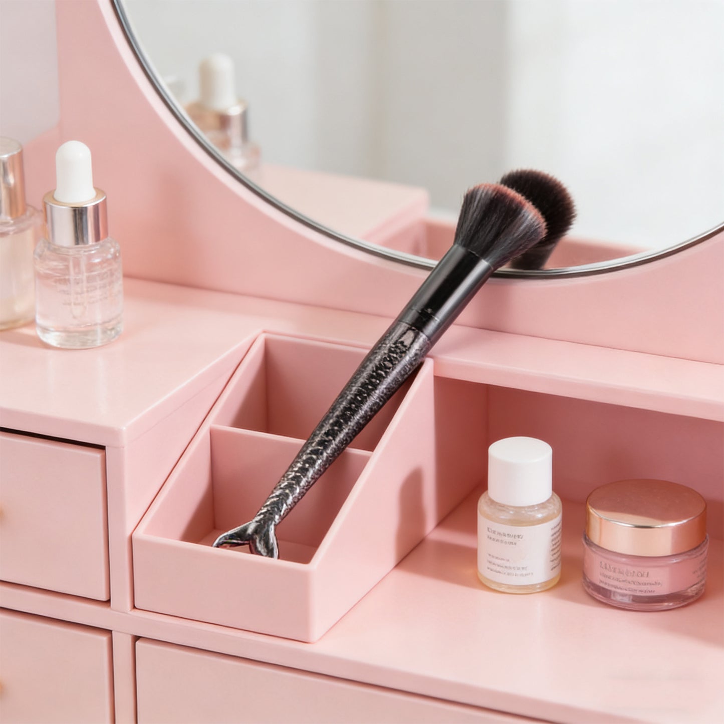 Professional Face Makeup Brush - Soft Bristle Cosmetic Tool