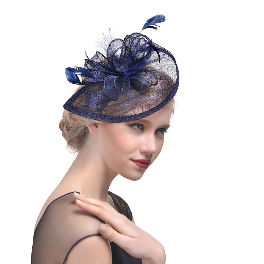 Bridal Feather Hairpin with Hemp Yarn Net and Flower Design – Wedding Hair Accessory