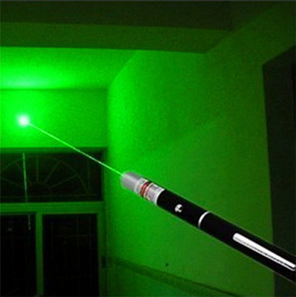 Green Laser Pointer Pen Light - High Power 532nm Laser Torch for Presentation & Outdoor Use