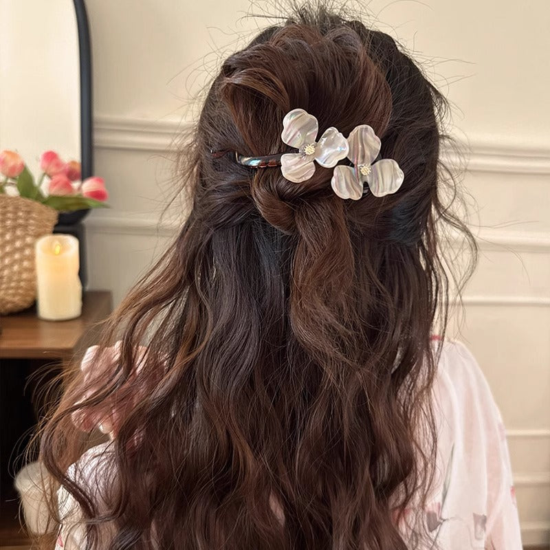Elegant Flower Petal Hairpin - Retro Head Updo Accessory in Multiple Colors
