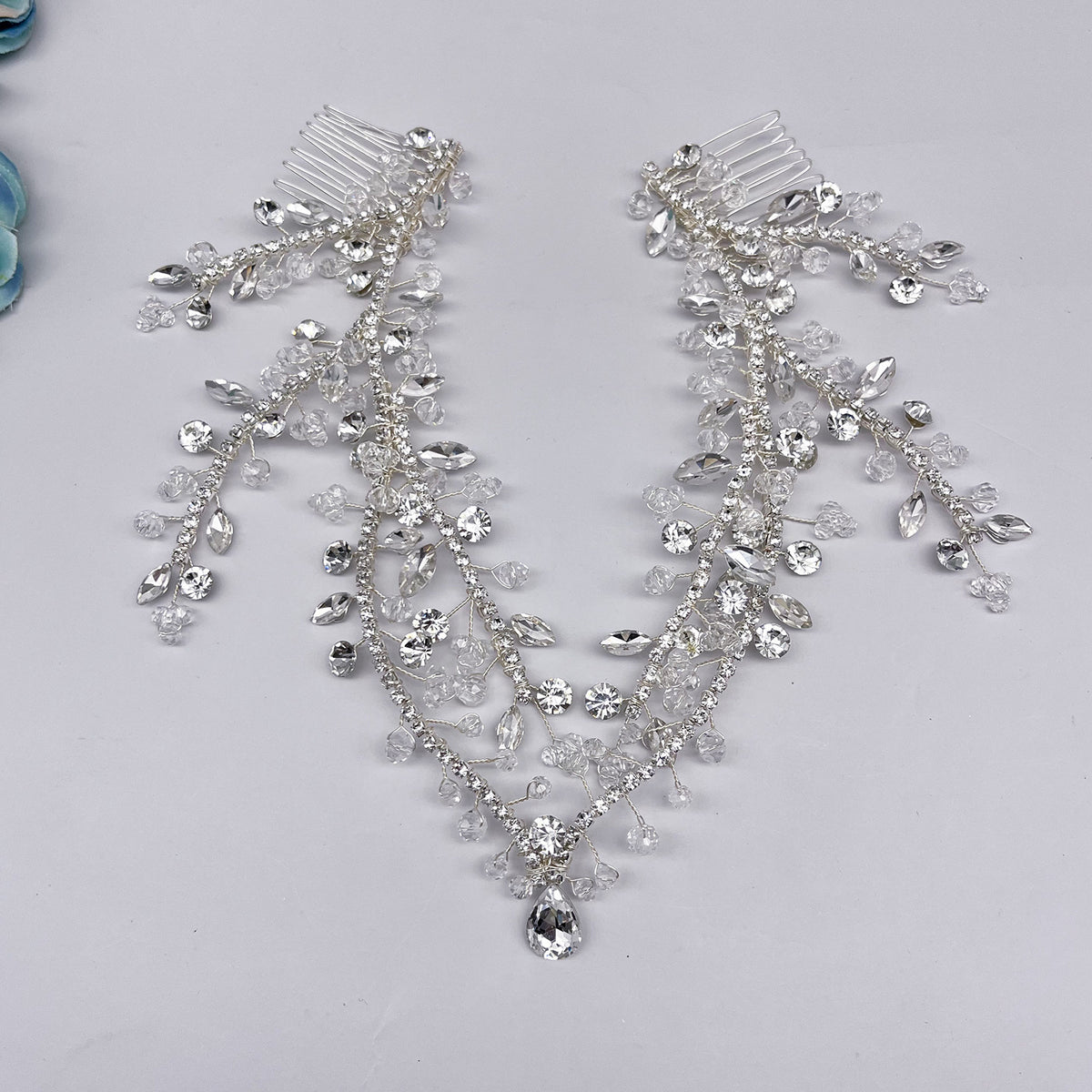 Handmade Forehead Hair Comb Pendant with Rhinestones – Multiple Colors