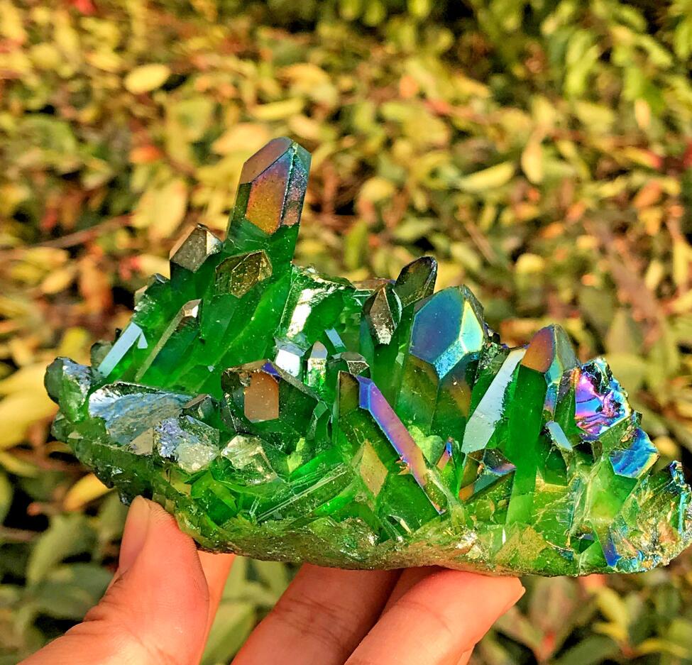 Crystal Poly Prism Stone Ornament for Home & Garden Decor - Green, 200-260g