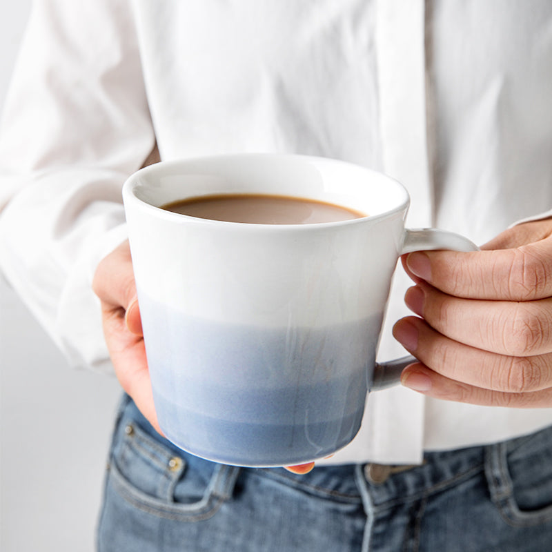 Large Diameter Gradient Color Ceramic Mug with Optional Spoon - Stylish Home Drinkware