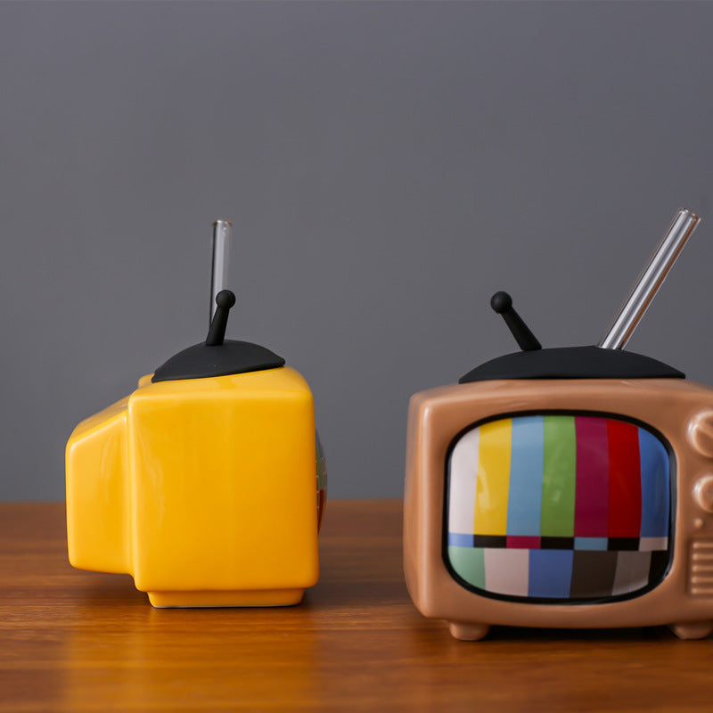 Creative Retro TV Ceramic Cup with Lid and Handle - 450ml, Multiple Colors