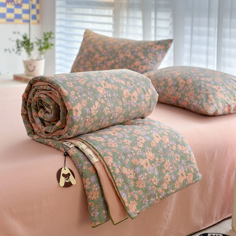 Summer Quilt with Soybean Fiber and Cotton Washable Bedding Set