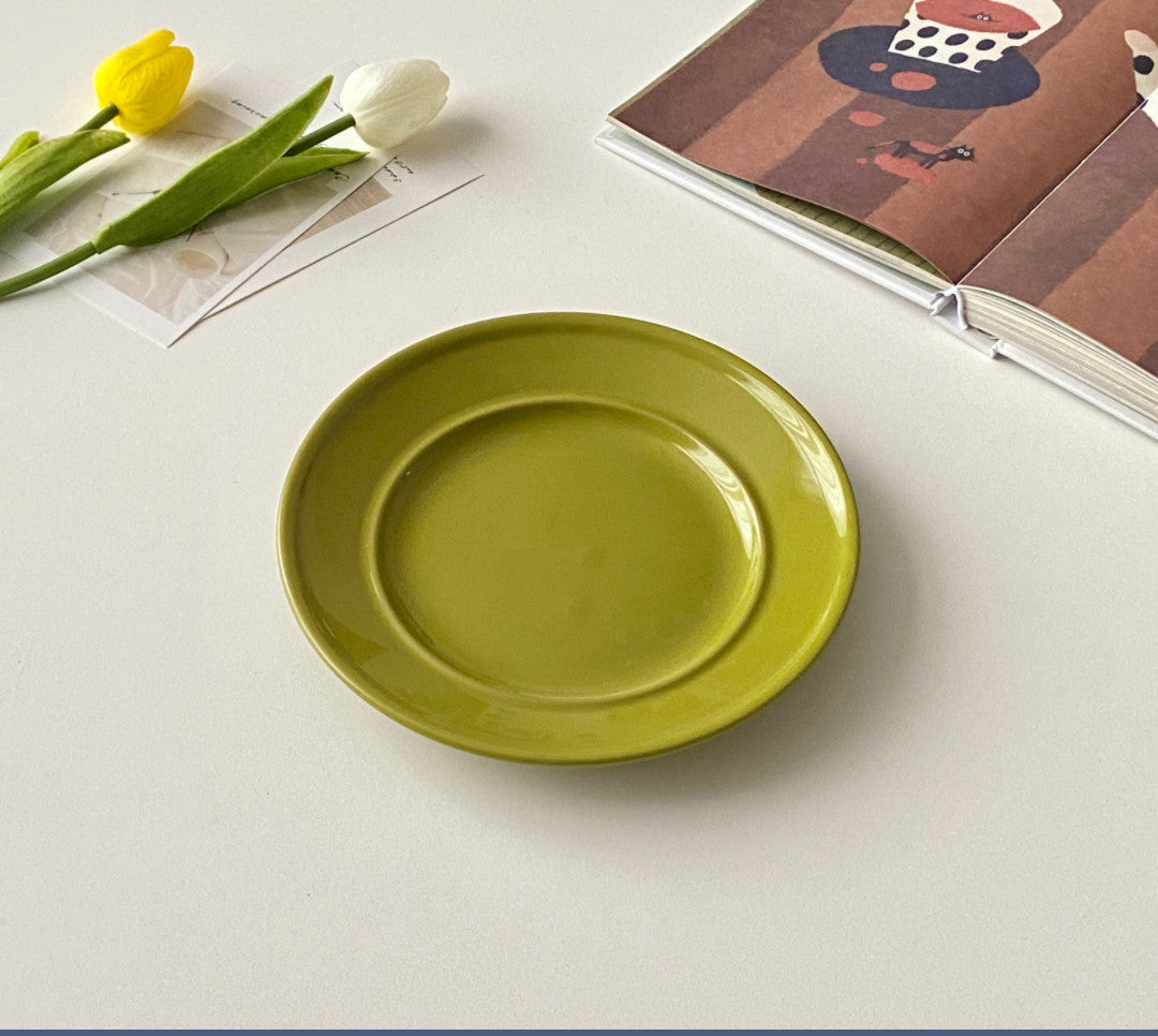 Ceramic Dinner Plate - Round Porcelain Tableware for Kitchen & Dining - Multiple Styles