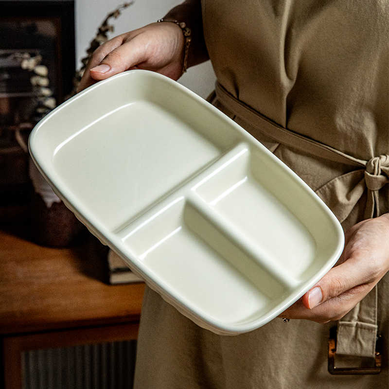 Divided Fat Reduction Ceramic Dumpling Plate – 9.5 Inch Three-Grid Porcelain Plate