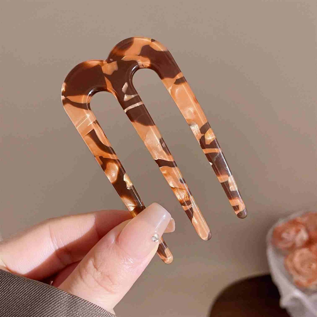 Retro Three-Tooth U-Shaped Hairpin for Women