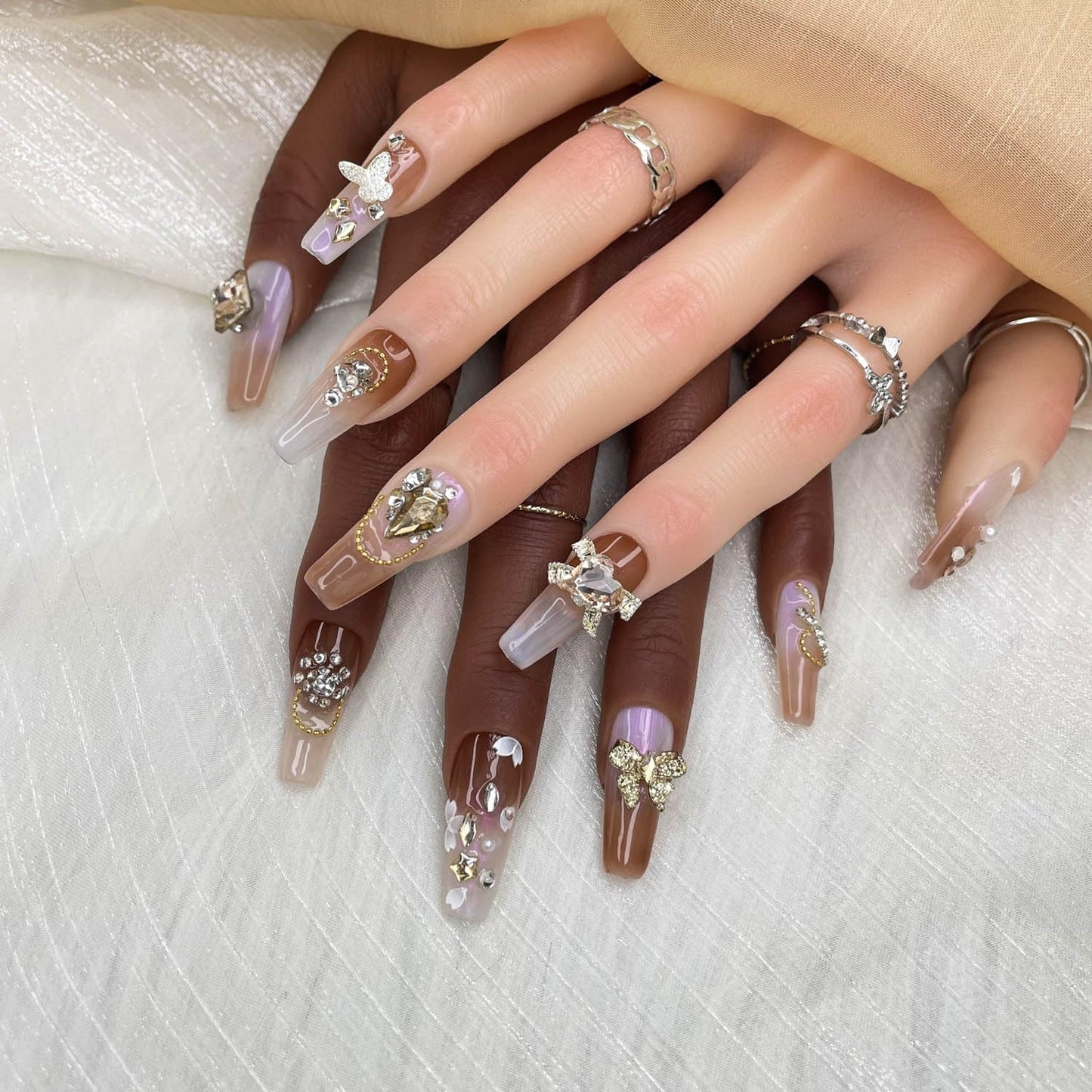 Handmade Press-On Nails - 3D Ivory Filigree Acrylic Fake Nails (Size M)