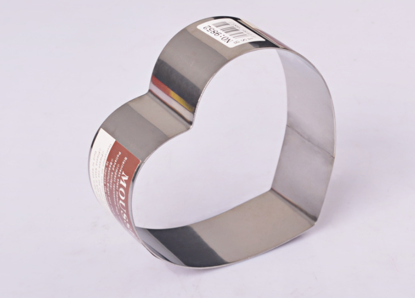 Heart Shaped Stainless Steel Cake Mold - 14 Inch Love Mousse Baking Accessory