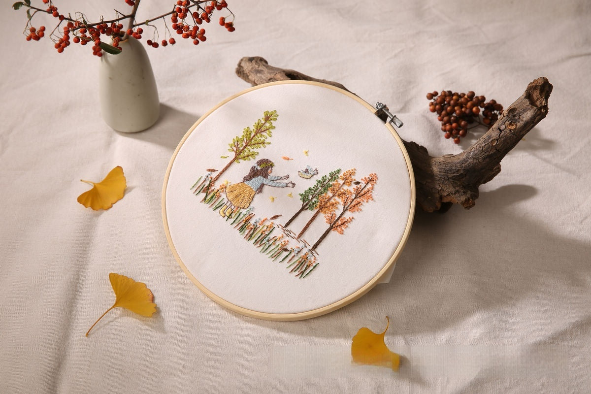 DIY Embroidery Fabric Kit with Flowers and Grass Materials for Cross-Stitch Crafts