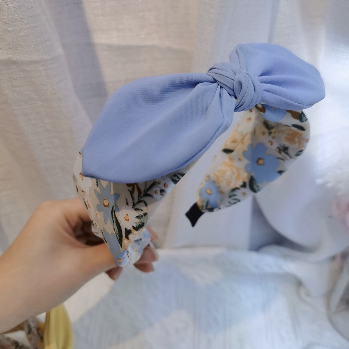 Women's Summer Floral Wide-Brim Headband - Cute Hair Accessory