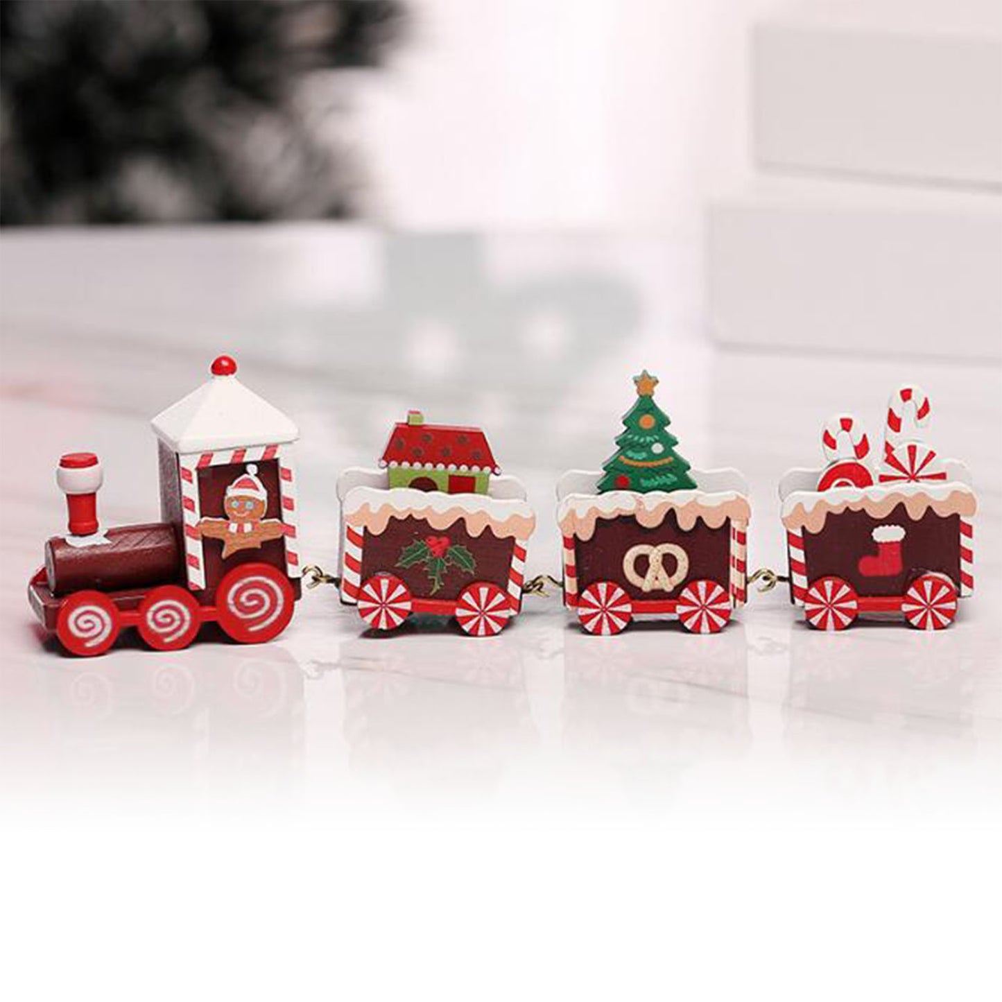 Festive Wooden Xmas Train Ornament for Holiday Decor