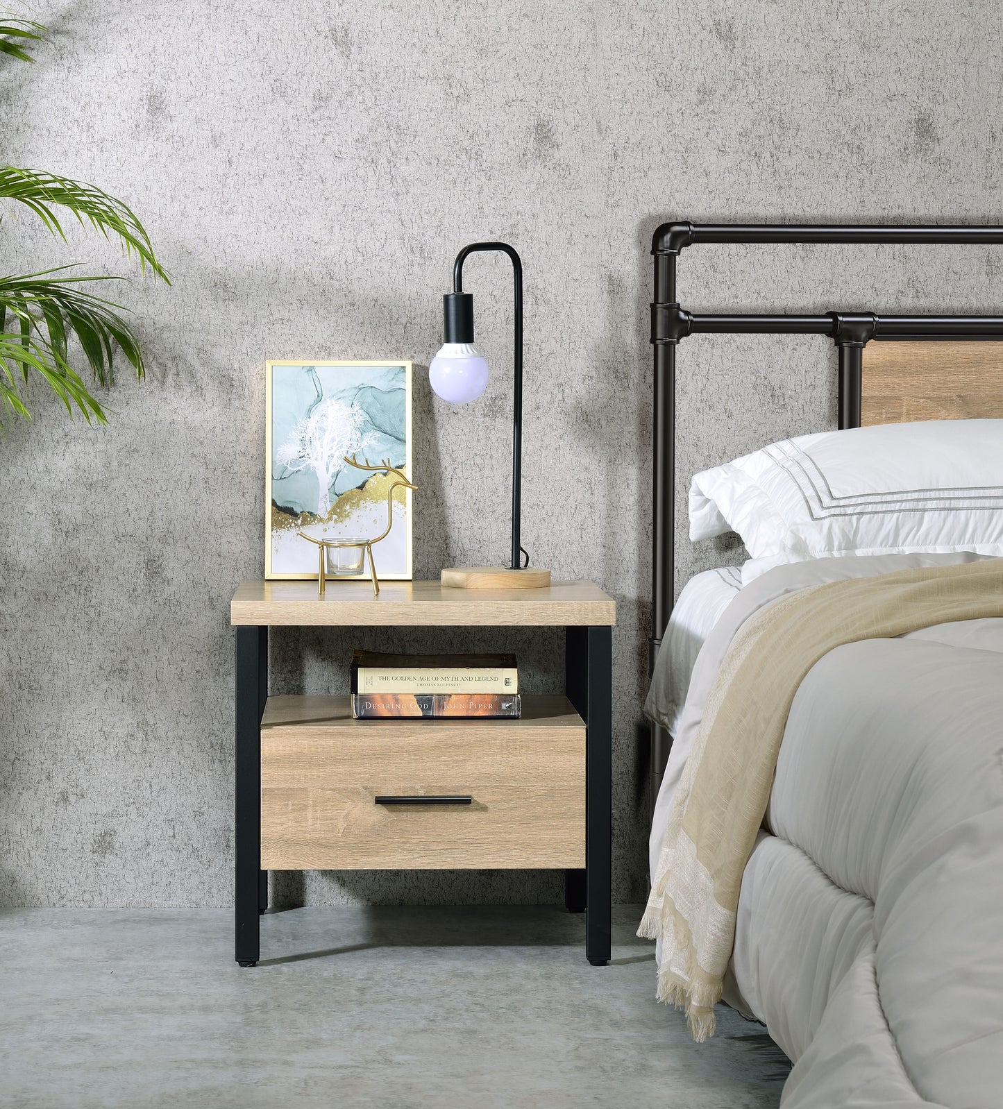 Yawan Oak & Black Finish Accent Table - Stylish & Modern Design