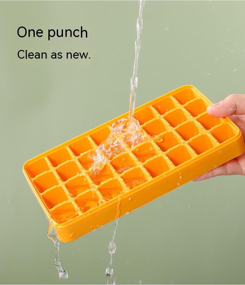 Large Capacity Silicone Ice Cube Mold Food Grade Ice Tray Refrigerator Container