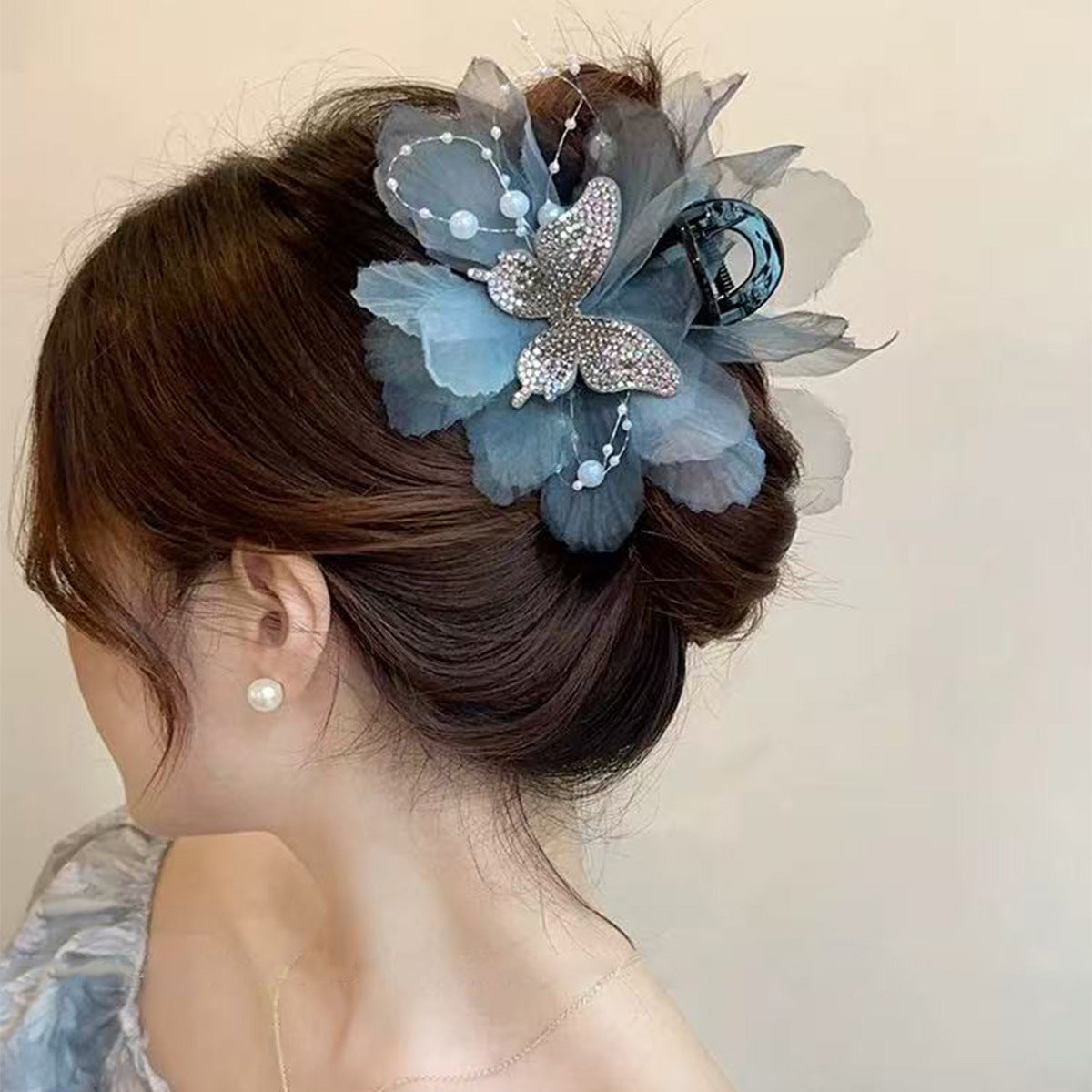 Elegant Bow Hair Clip for Women - Stylish Updo Claw Hair Accessory