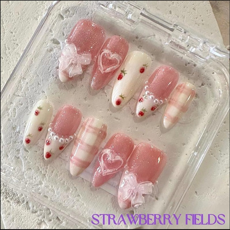 Professional Press-On Nail Patches - Easy Application Nail Art Set